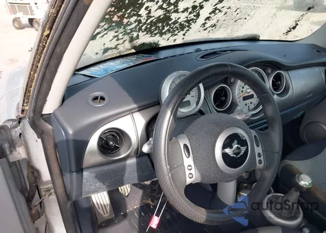 2003 Mini Cooper S from USA, damaged, VIN WMWRE33423TD68983